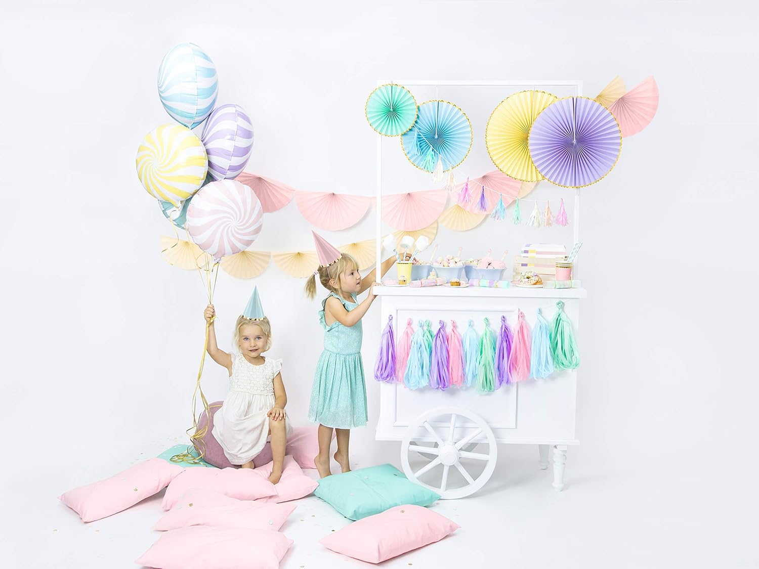 Partyhüte Partyhütchen Set 6 Stück Pastell mit Goldrand