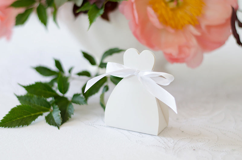 Box-Braut.-weiß-1-VPE-10-Stk.-PartyDeco-Lemina-1