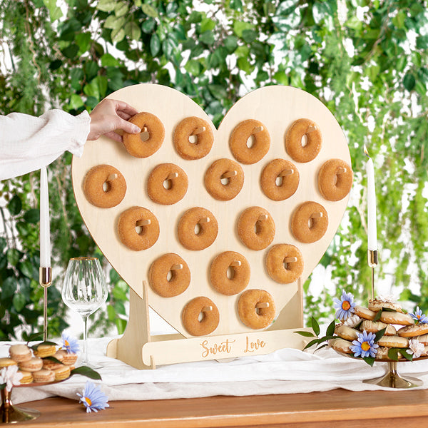 Donut-Wand-Herz-Naturholz-65x59cm-PartyDeco-Lemina-2