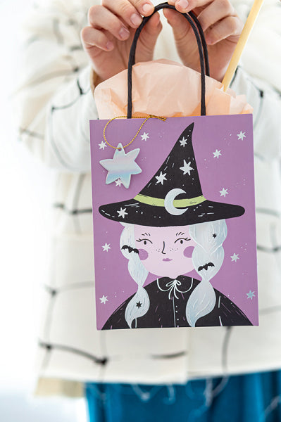Hexe-Geschenktasche-Mix-8x14x18cm-PartyDeco-Lemina-3
