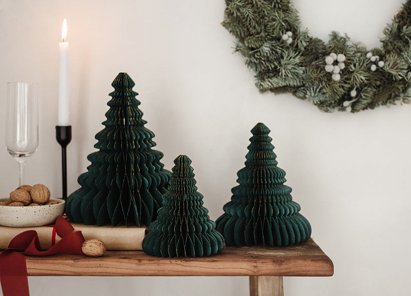 Papierkugel-honeycomb-Weihnachtsbaum-flaschengruen-20cm-PartyDeco-Lemina-2