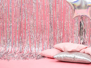Partyvorhang-holografisch-90x250cm-PartyDeco-Lemina-2