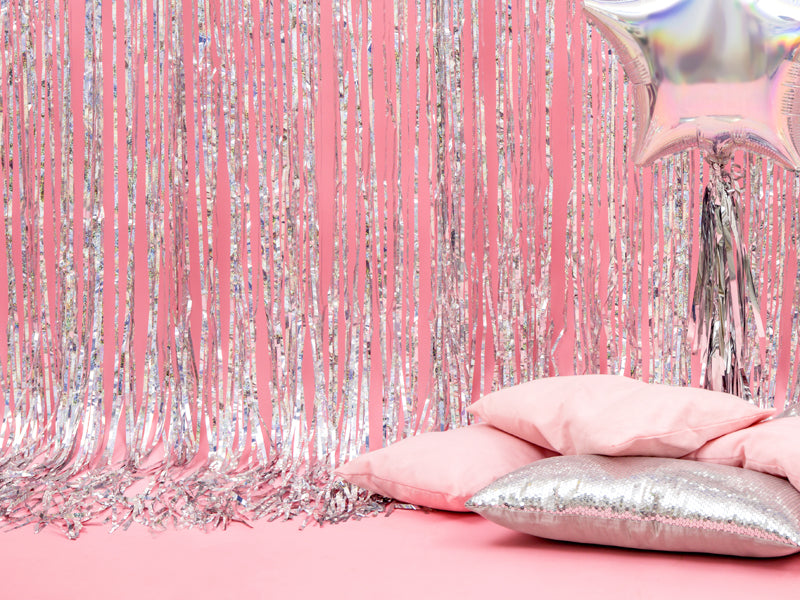 Partyvorhang-holografisch-90x250cm-PartyDeco-Lemina-2