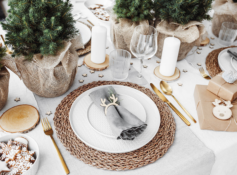 Serviettenringe-aus-Holz-Rentier-Naturholz-PartyDeco-Lemina-2