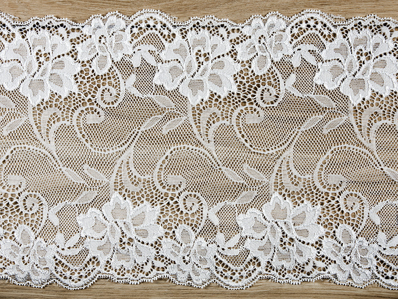 Spitze-altweiss-0-18x9m-PartyDeco-Lemina