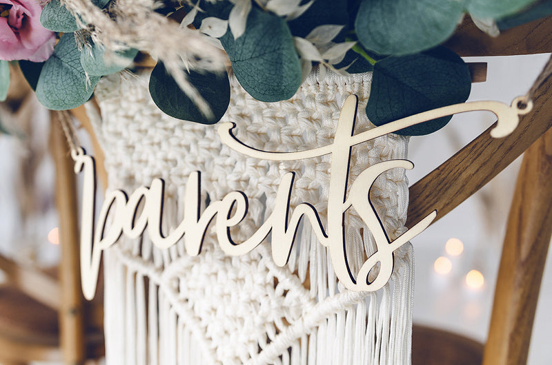 Stuhlanhaenger-Parents-Naturholz-PartyDeco-Lemina-1