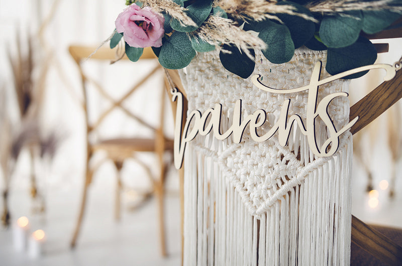 Stuhlanhaenger-Parents-Naturholz-PartyDeco-Lemina-2
