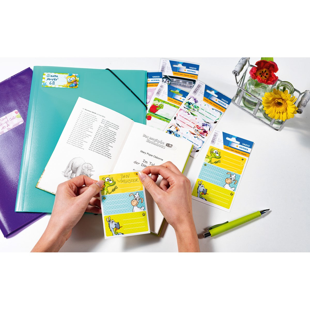 vario-schuletiketten-schmetterlinge-16-stueck-herma-lemina-1
